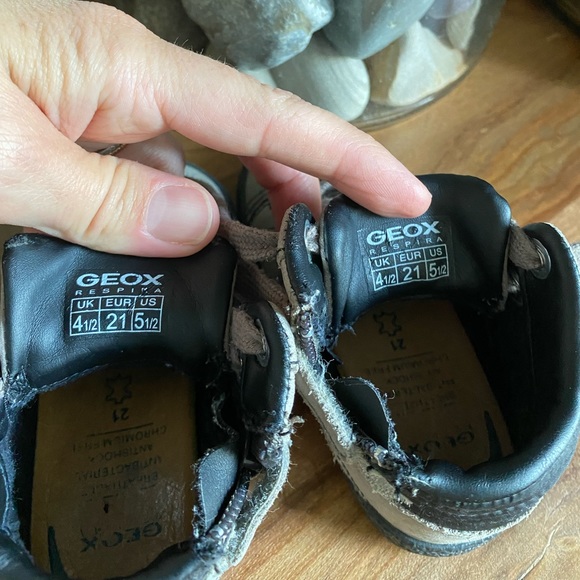 Geox Toddler Boys Size 5.5 US - Picture 3 of 5